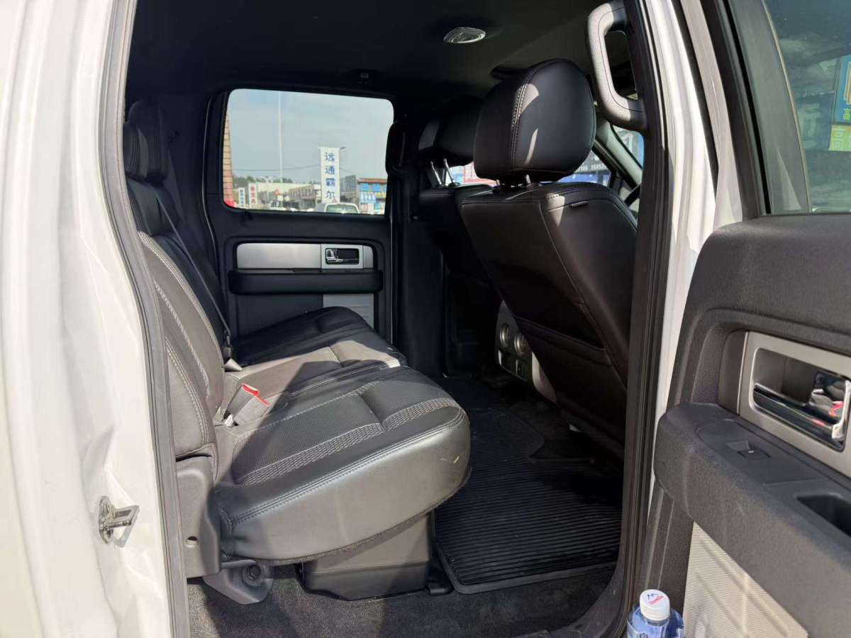 2014年3月福特 F-150  2014款 6.2L 墨西哥豪華版