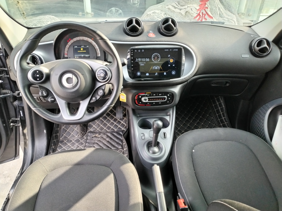 smart forfour  2016款 1.0L 52千瓦激情版圖片