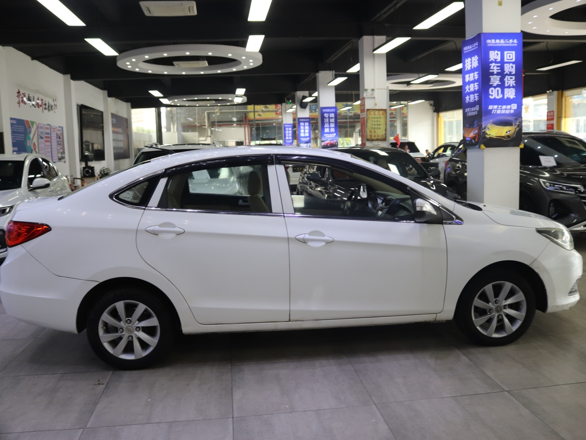 海馬 M3  2014款 1.5L 手動(dòng)標(biāo)準(zhǔn)型圖片