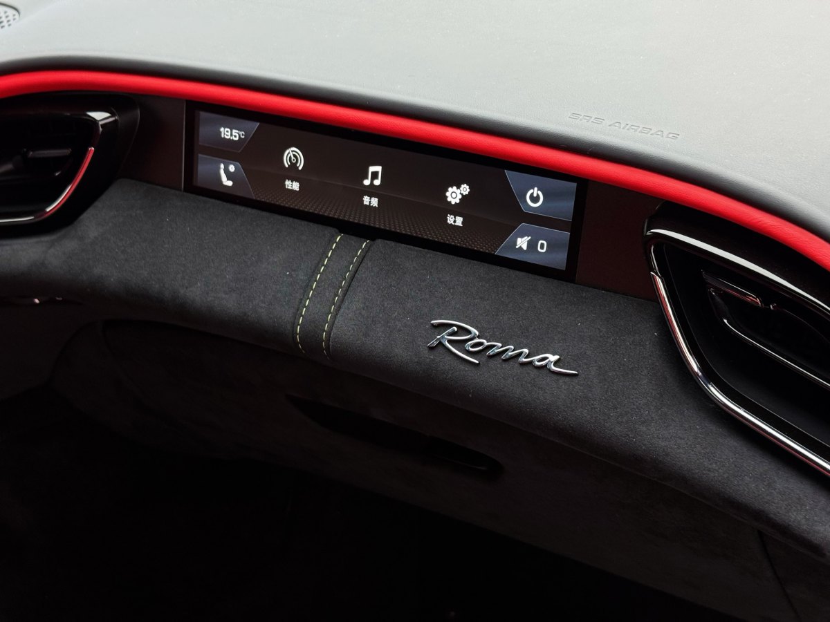 法拉利 Roma  2020款 3.9T V8圖片