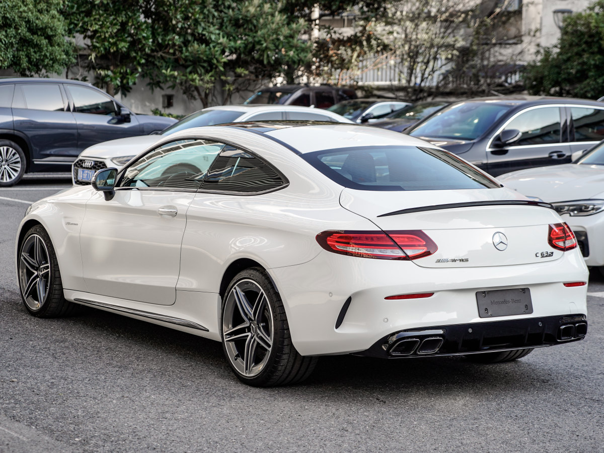 奔馳 奔馳C級(jí)AMG  2019款 AMG C 63 S 轎跑車圖片