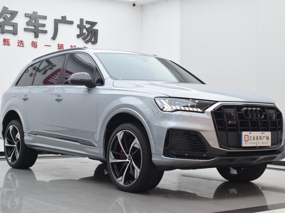 2024年6月奧迪 奧迪SQ7  2024款 4.0 TFSI 暗夜騎士版