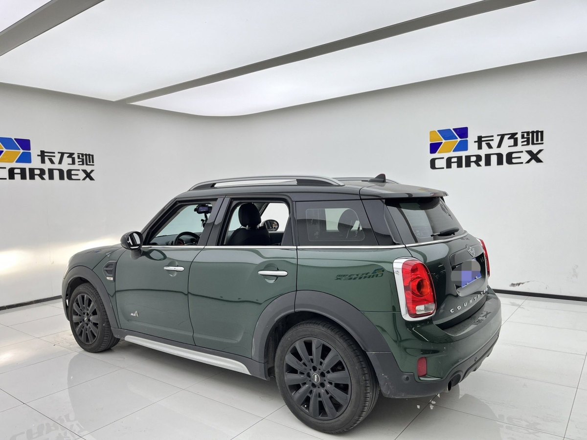 MINI COUNTRYMAN  2018款 1.5T COOPER ALL4 藝術(shù)家圖片