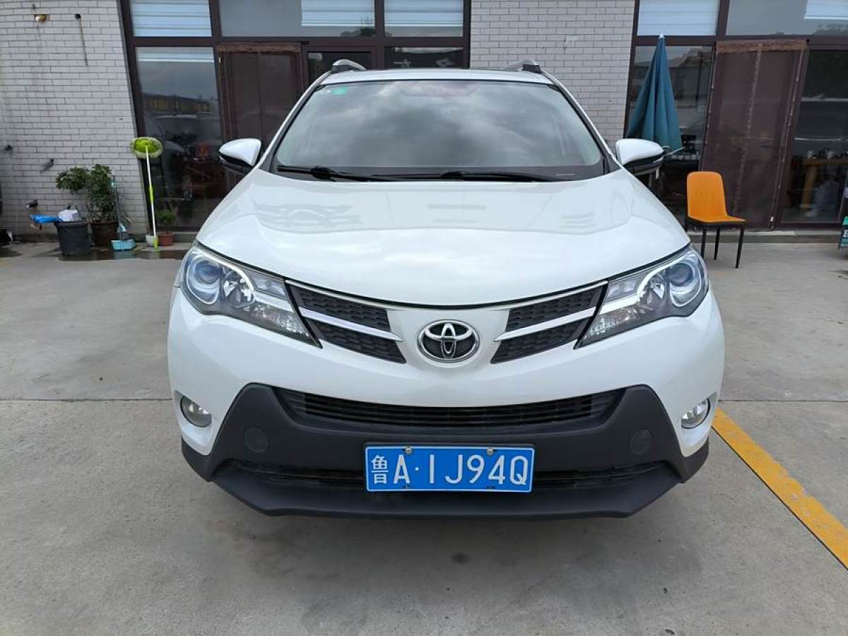 豐田 RAV4榮放  2015款 2.0L CVT兩驅(qū)風尚版圖片