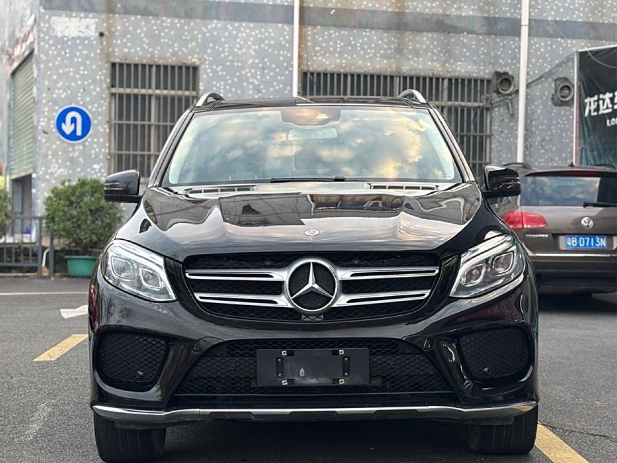 奔馳 奔馳GLE  2017款 GLE 320 4MATIC 豪華型圖片