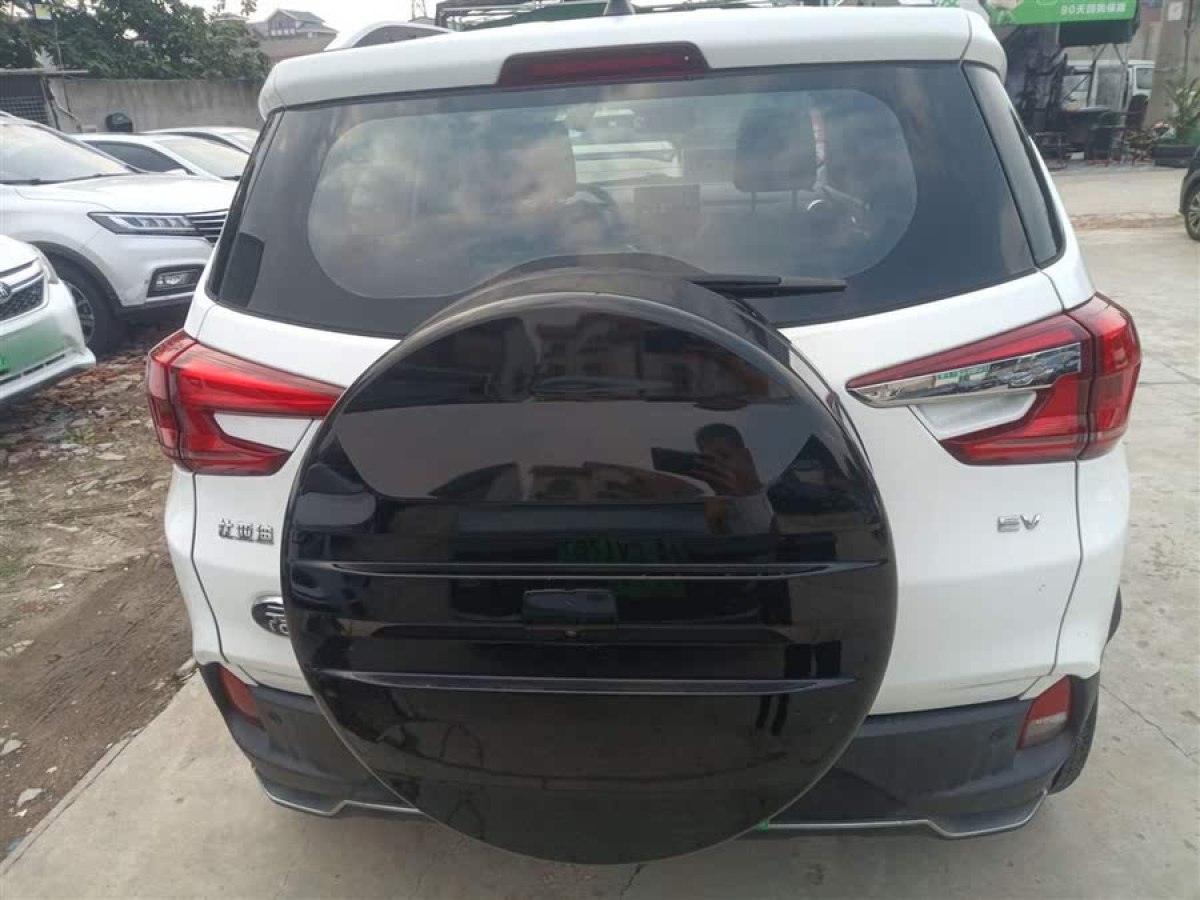 比亞迪 元新能源  2019款 EV535 高能領(lǐng)航版圖片
