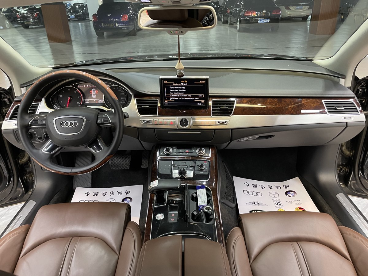 奧迪 奧迪A8  2013款 A8L 55 TFSI quattro豪華型圖片