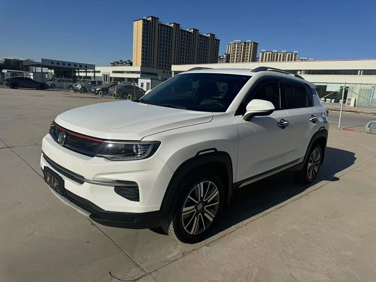 長(zhǎng)安 CS35 PLUS  2019款  1.6L 自動(dòng)暢聯(lián)版 國(guó)VI圖片