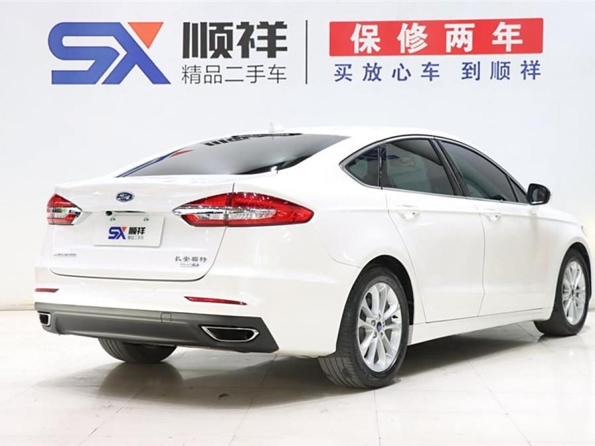 福特 蒙迪歐  2018款 EcoBoost 180 智控時(shí)尚型 國(guó)VI圖片