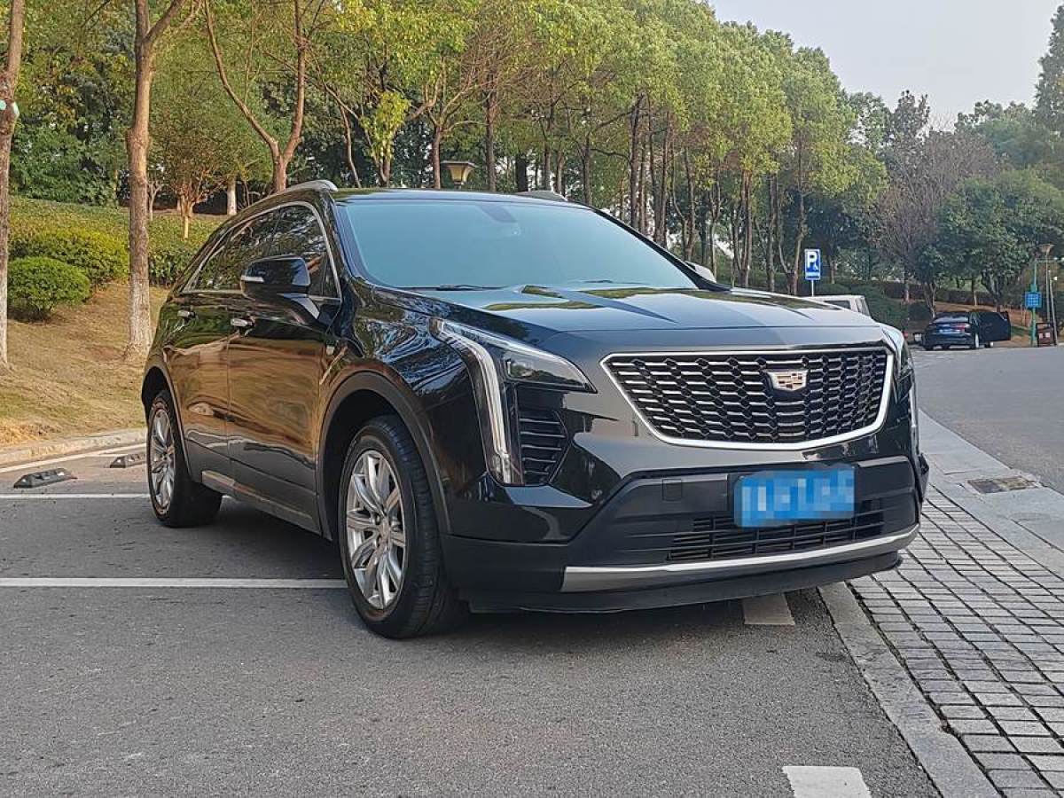 凱迪拉克 XT4  2018款 28T 兩驅(qū)領(lǐng)先型圖片