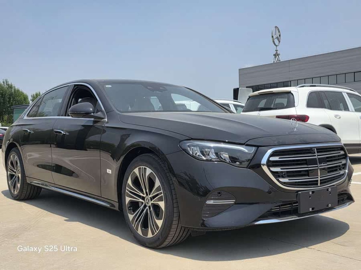 奔馳 奔馳E級(jí)  2025款 改款 E 300 L 豪華型圖片