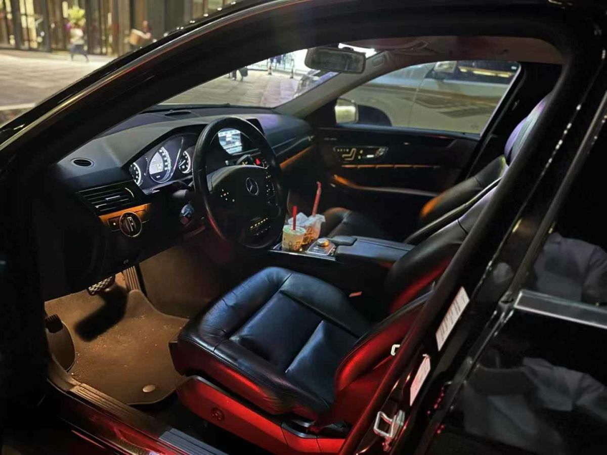 奔馳 奔馳E級  2011款 E 200 L CGI優(yōu)雅型圖片