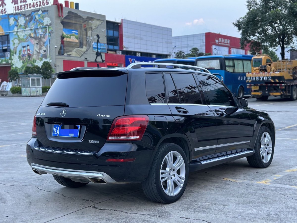 2013年7月奔馳 奔馳GLK級  2013款 GLK 300 4MATIC 動感天窗型