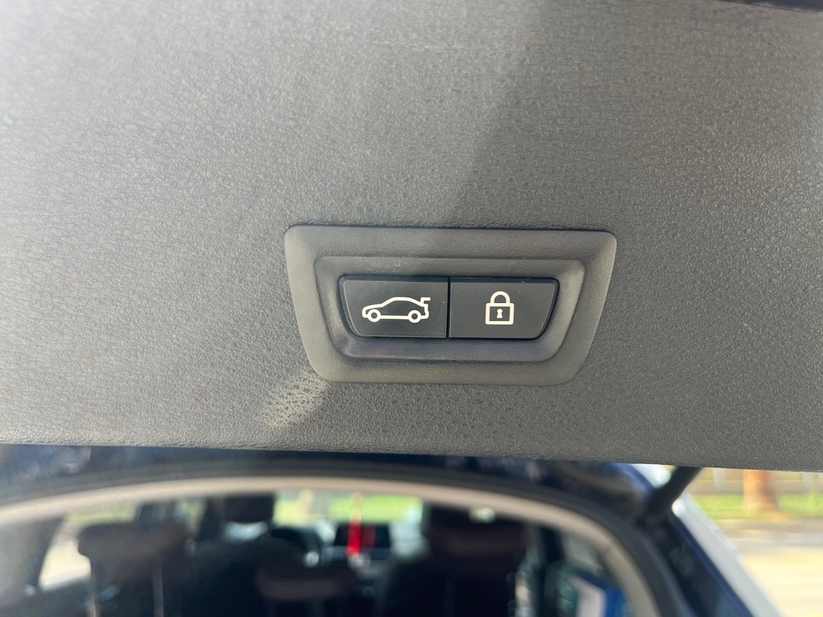 寶馬 寶馬X1  2020款 sDrive25Li 領(lǐng)先型圖片