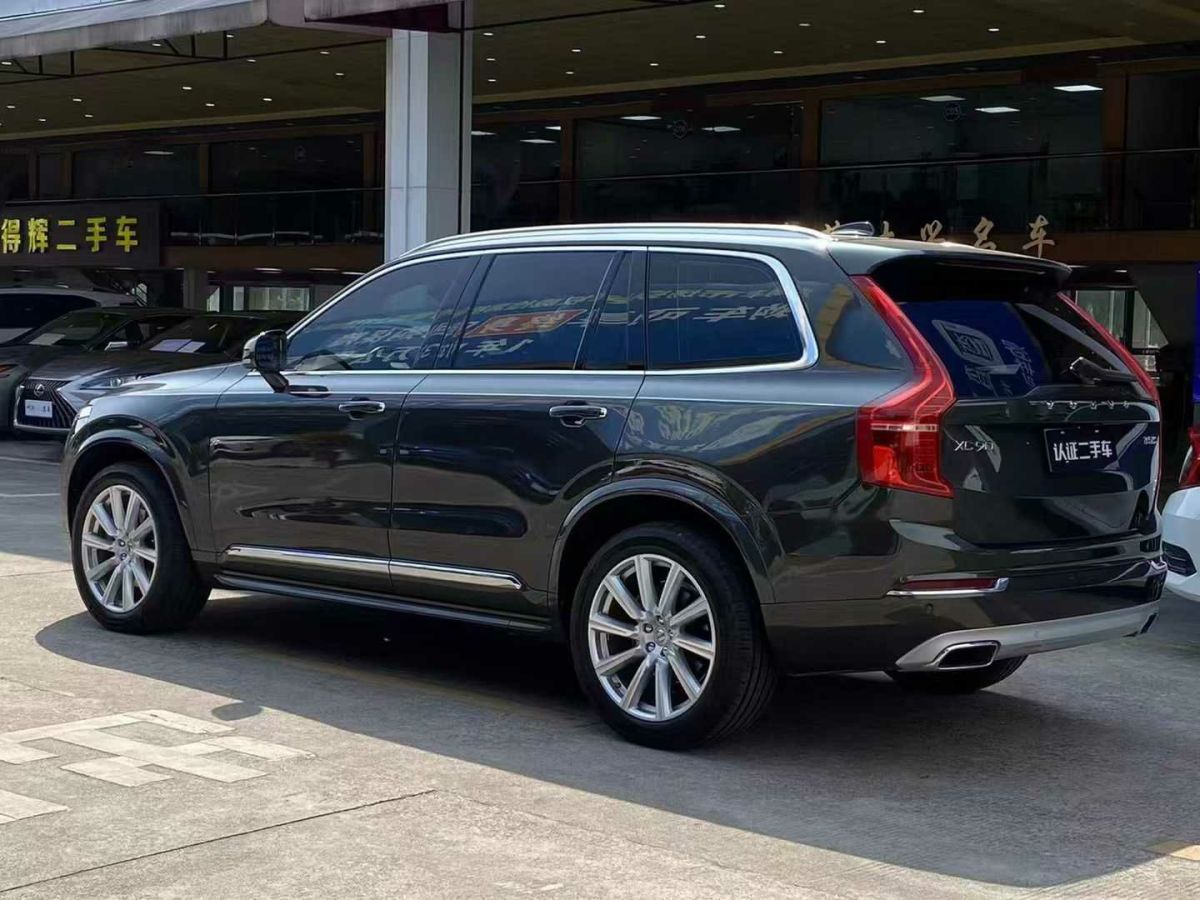 沃爾沃 XC90  2019款  T5 智逸版 7座 國(guó)VI圖片