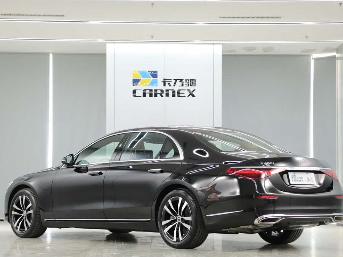 奔馳 奔馳S級(jí)  2023款 改款 S 400 L 豪華型圖片