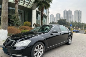 奔驰S级 奔驰 S 300 L 豪华型