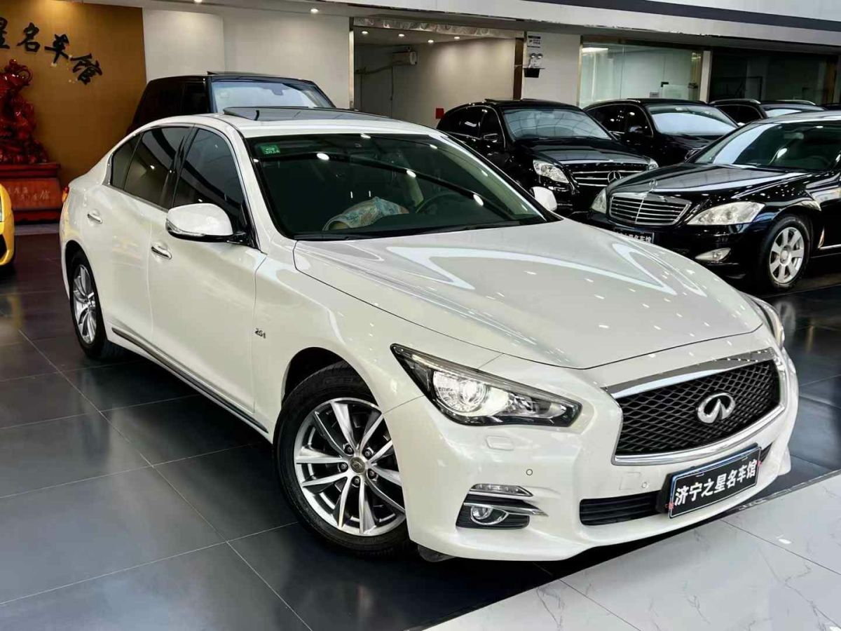 英菲尼迪 Q50L  2016款 2.0T 悅享版圖片