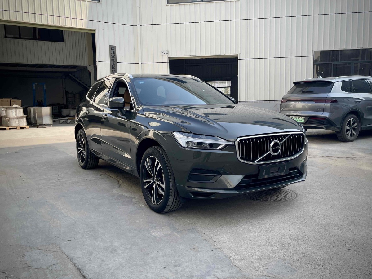 沃爾沃 XC60  2018款 T5 四驅(qū)智雅豪華版圖片