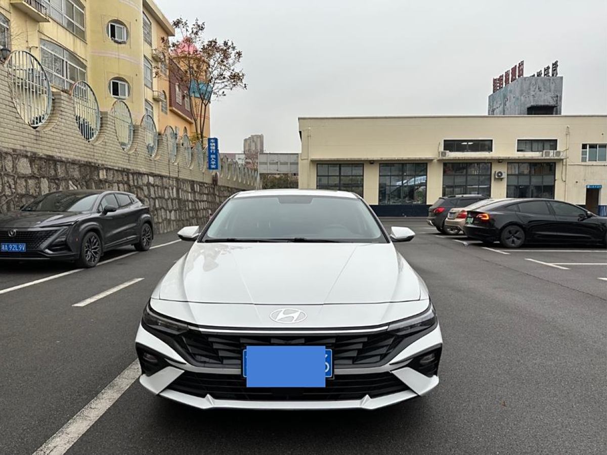 2024年3月現(xiàn)代 伊蘭特  2023款 1.5L CVT GLX精英版