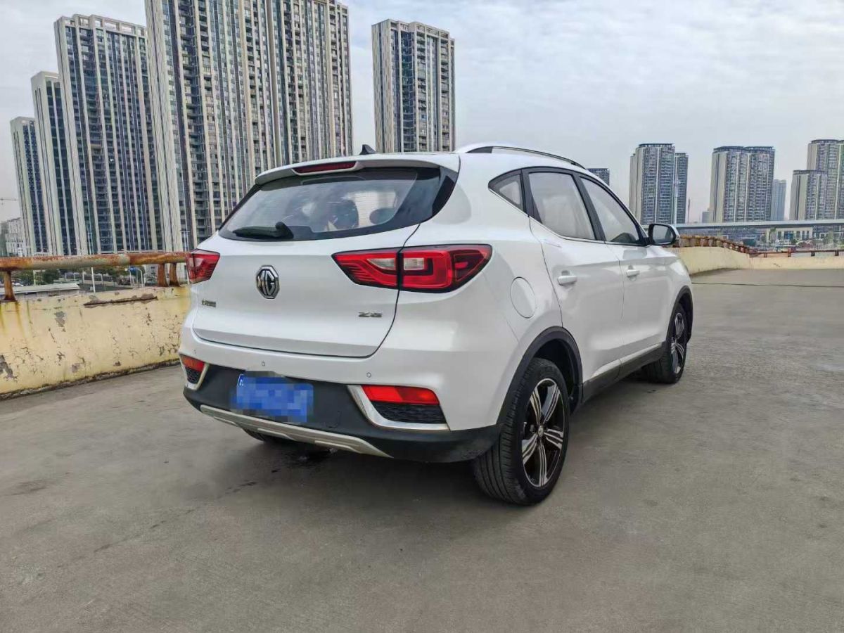 名爵 名爵ZS  2018款  1.5L 手動65寸巨幕天窗版 國V圖片