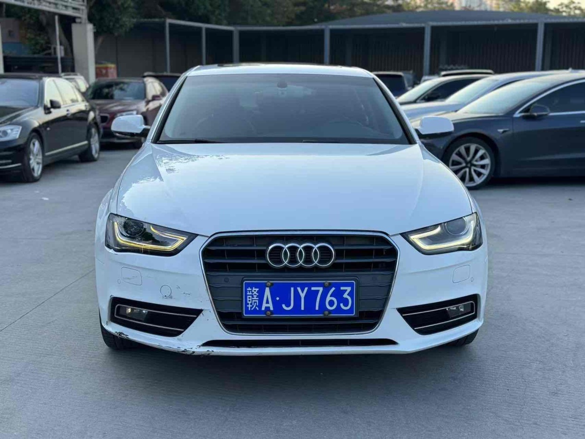 奥迪 奥迪A4L  2013款 35 TFSI 自动标准型图片