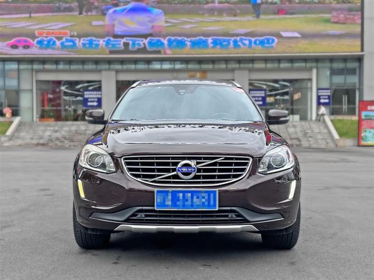 2016年10月沃爾沃 XC60  2017款 T5 AWD 智進版