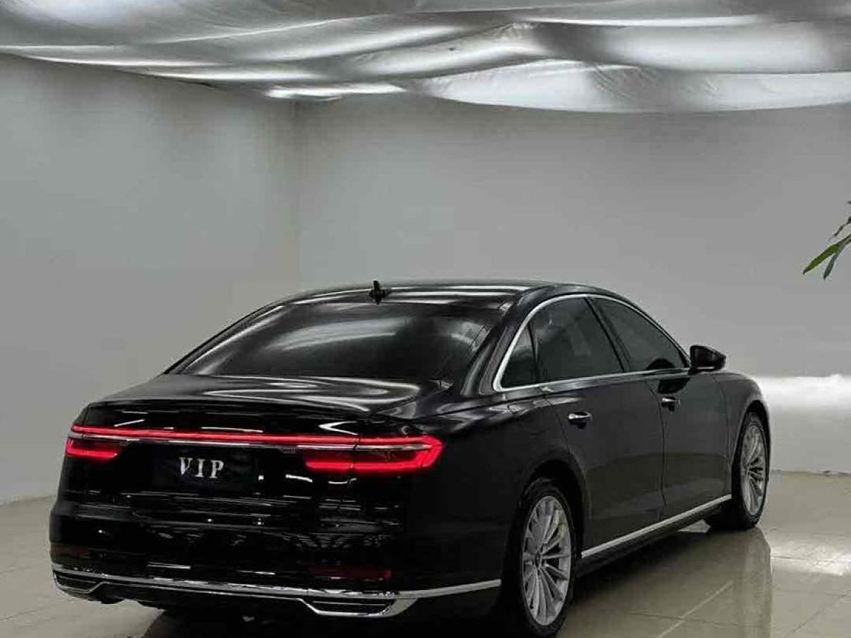 奧迪 奧迪A8  2022款 A8L 50 TFSI quattro 舒適型典藏版圖片