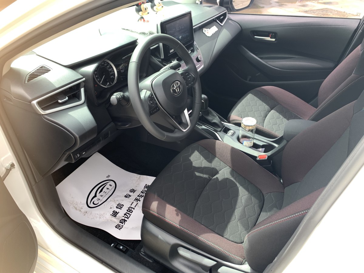 丰田 卡罗拉  2019款 1.2T S-CVT 运动版图片