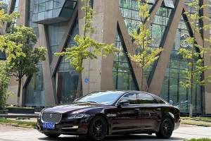 XJ 捷豹 XJL 2.0T 兩驅(qū)典雅商務(wù)版