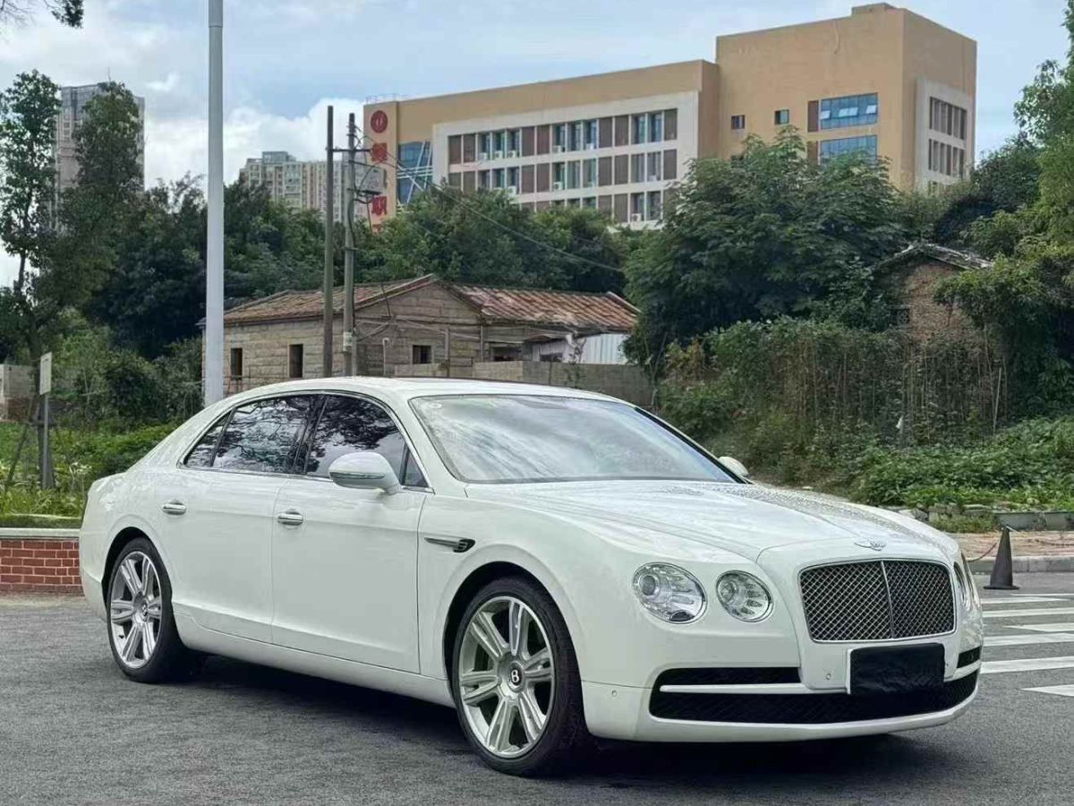 賓利 飛馳  2015款 4.0T V8 標(biāo)準(zhǔn)版圖片