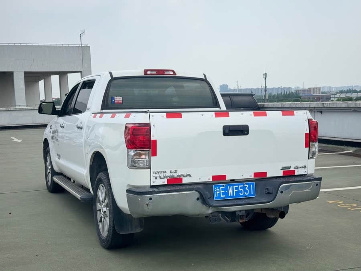 豐田 坦途  2011款 5.7 標(biāo)準(zhǔn)型圖片