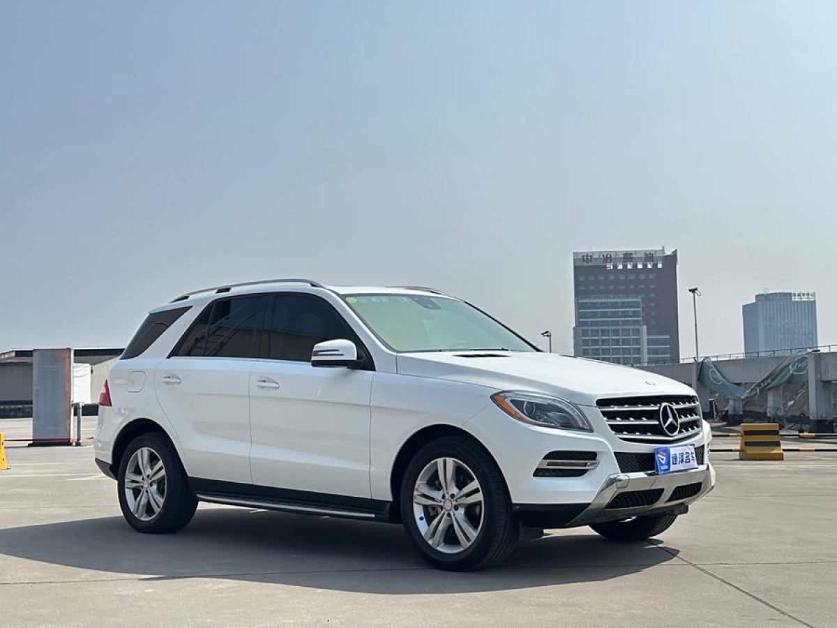 奔馳 奔馳M級(jí)  2015款 ML 350 CDI 4MATIC圖片