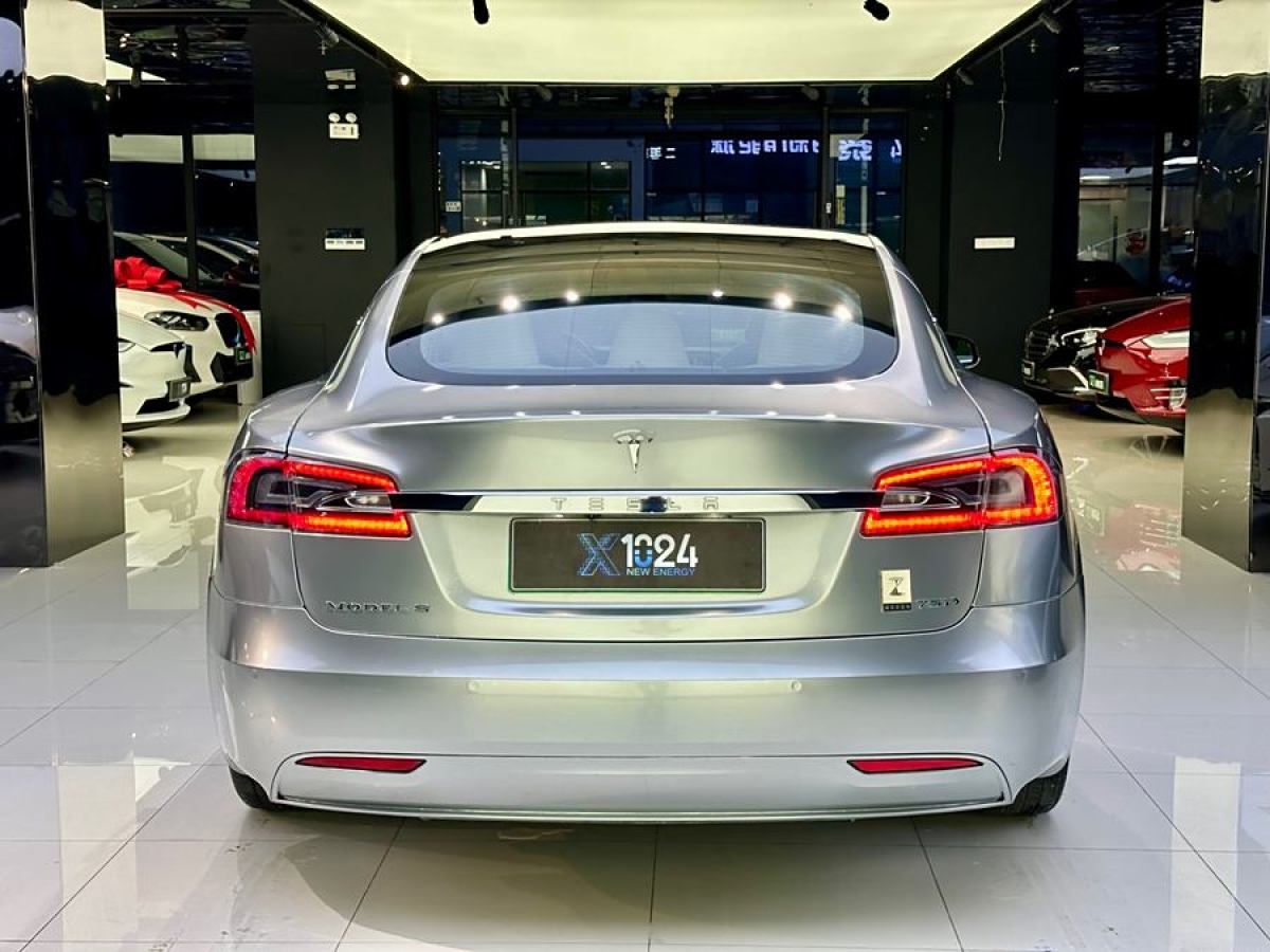 2018年7月特斯拉 Model S  2017款 Model S 75D 標準續(xù)航版