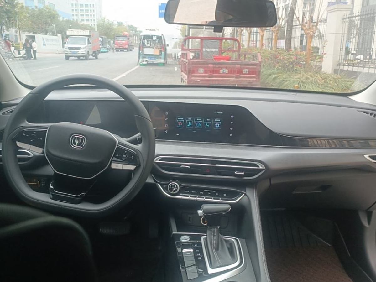 長安 逸動  2022款 PLUS 1.6L GDI CVT精英型圖片