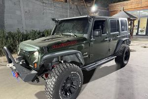 牧马人 Jeep 3.8L Sahara 四门版