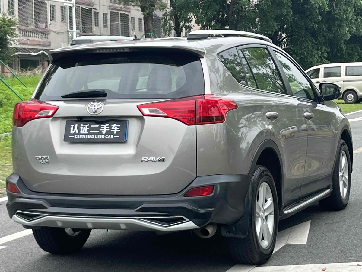 2014年8月豐田 RAV4  2018款 榮放 2.0L CVT兩驅(qū)都市版