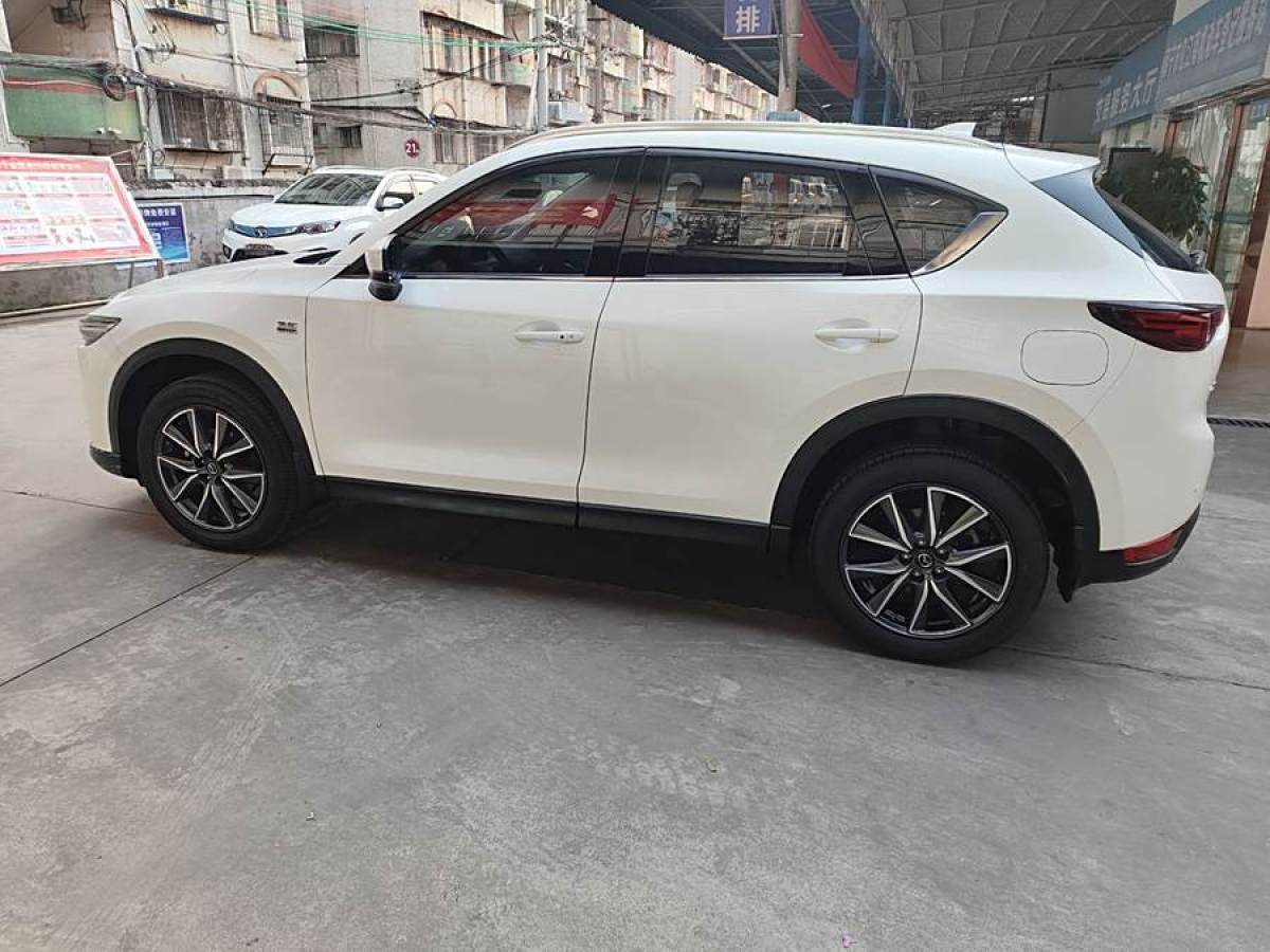 馬自達 CX-5  2018款 2.5L 自動四驅(qū)i-ELOOP智尊型圖片