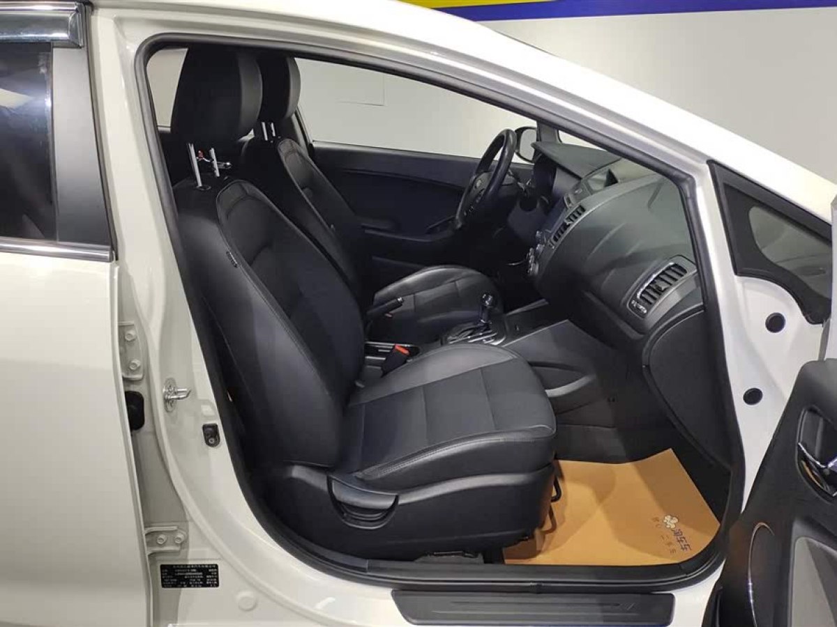起亞 K3  2013款 1.6L 自動(dòng)GLS圖片