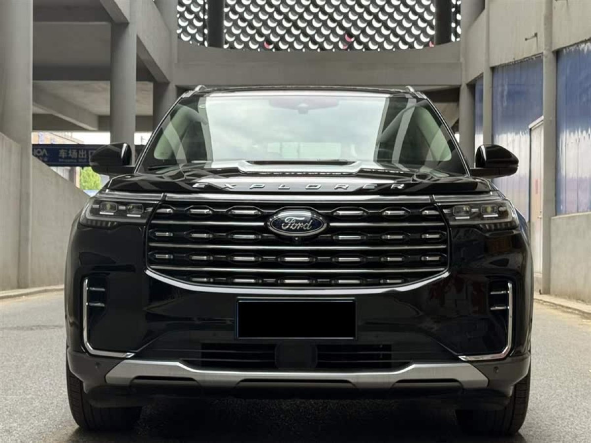 福特 探險者  2023款 EcoBoost 285 四驅(qū)鈦金版 6座圖片