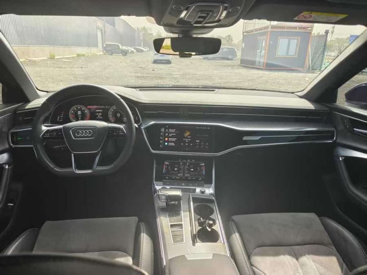 奧迪 奧迪A6L  2021款 45 TFSI quattro 尊享動(dòng)感型圖片