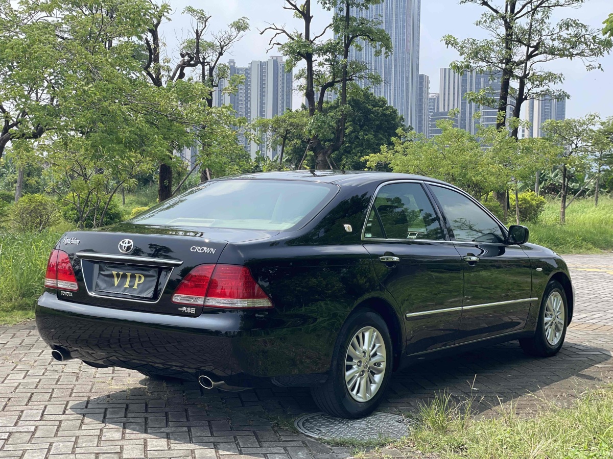 2007年11月豐田 皇冠  2007款 3.0L Royal Saloon導(dǎo)航