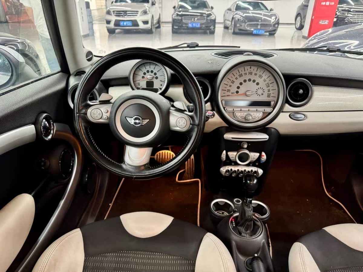 MINI MINI  2010款 1.6T COOPER S 50 Camden圖片
