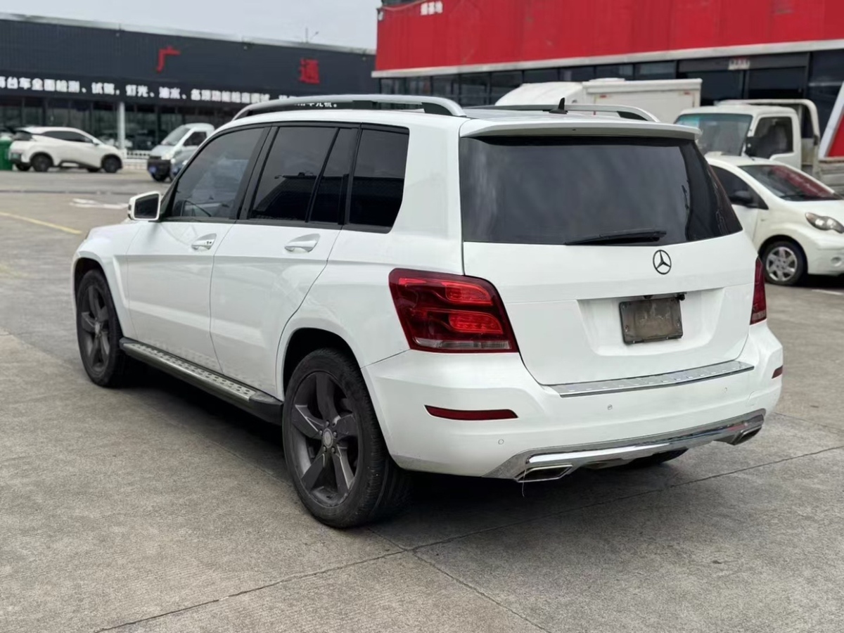 奔馳 奔馳GLK級(jí)  2013款 GLK 300 4MATIC 動(dòng)感天窗型圖片