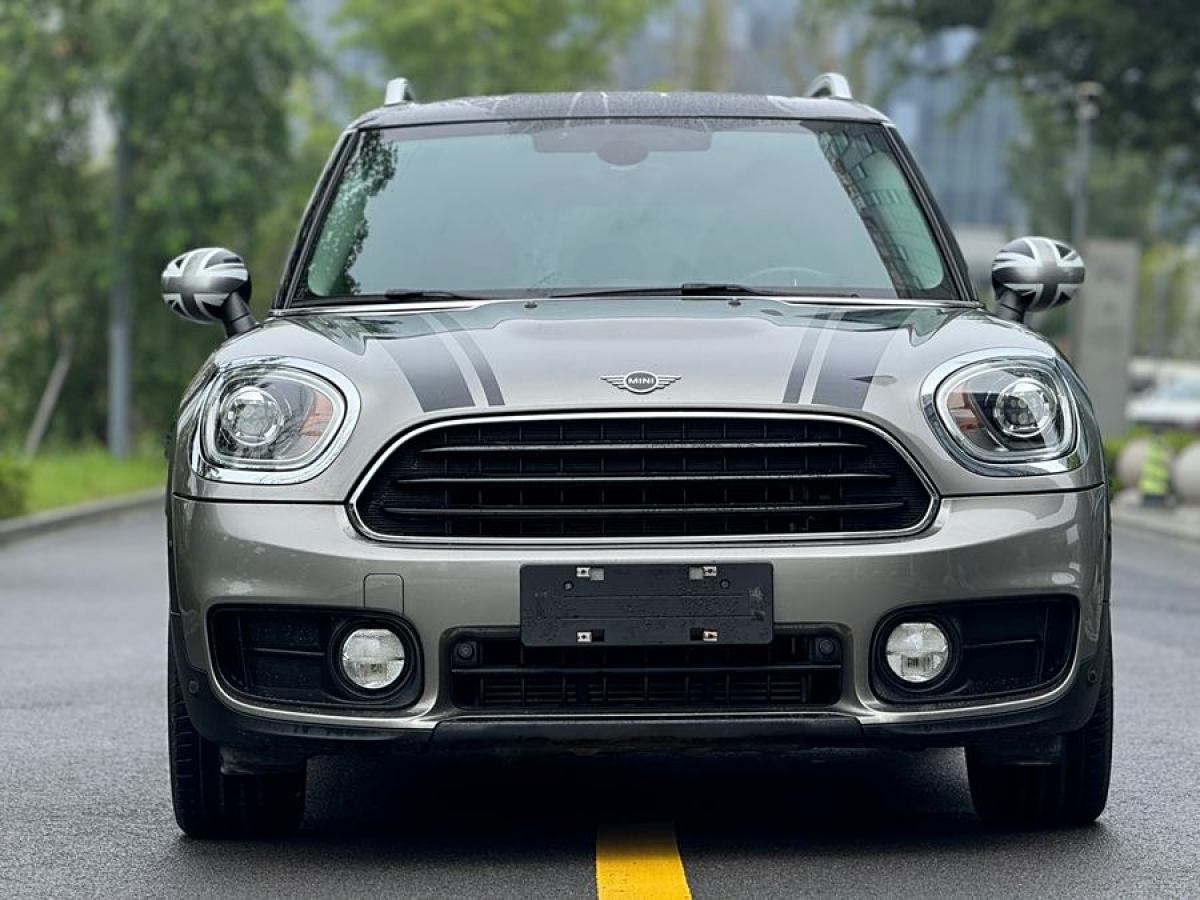 MINI COUNTRYMAN  2019款 1.5T COOPER ALL4 经典派周末旅行版图片