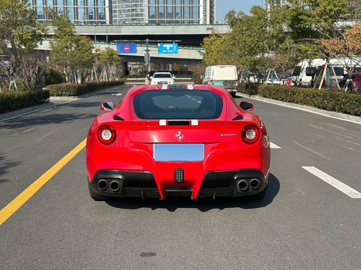 法拉利 F12berlinetta  2013款 6.3L 標(biāo)準(zhǔn)型圖片