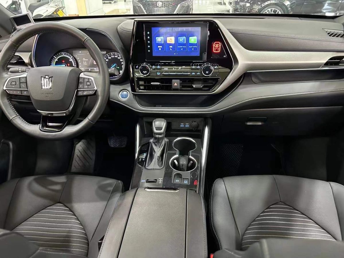 豐田 皇冠陸放  2023款 2.5L HEV四驅(qū)豪華版圖片