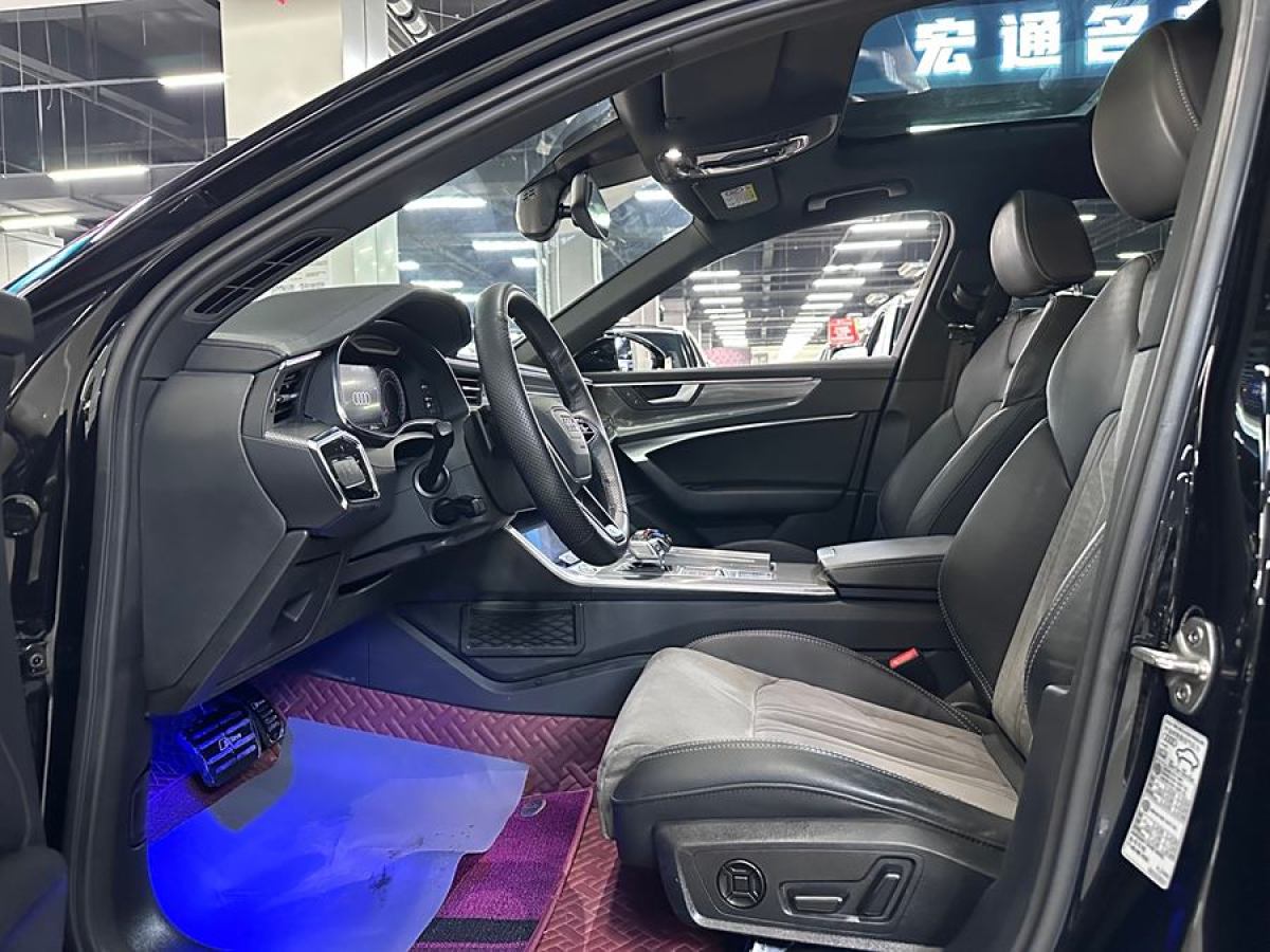 奧迪 奧迪A6L  2020款 45 TFSI 臻選動感型圖片