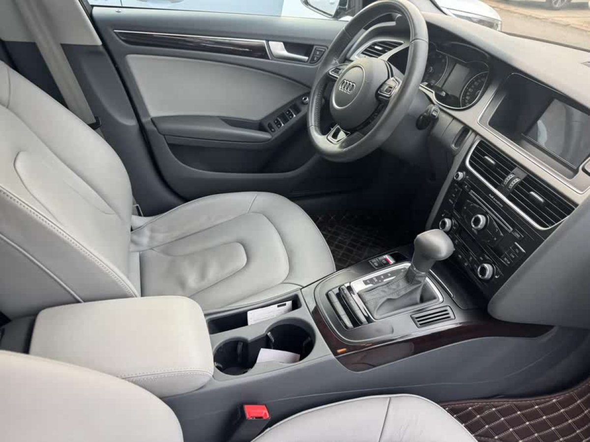 奧迪 奧迪A4L  2015款 35 TFSI 自動(dòng)舒適型圖片