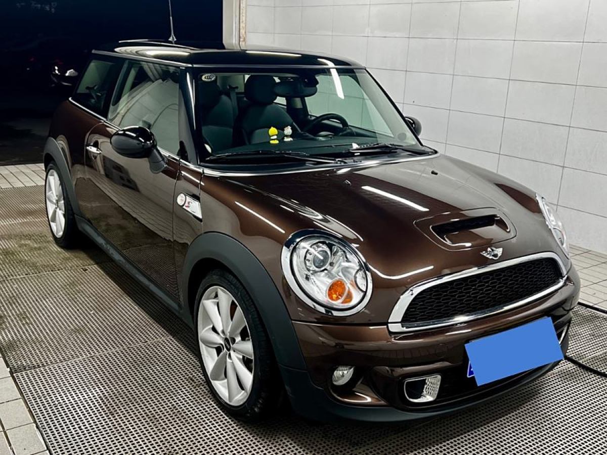 2012年6月MINI CLUBMAN  2011款 1.6T COOPER S